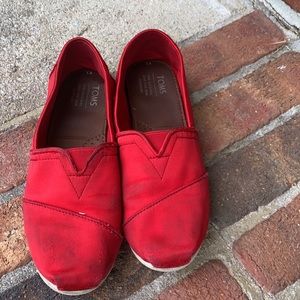 Red Toms